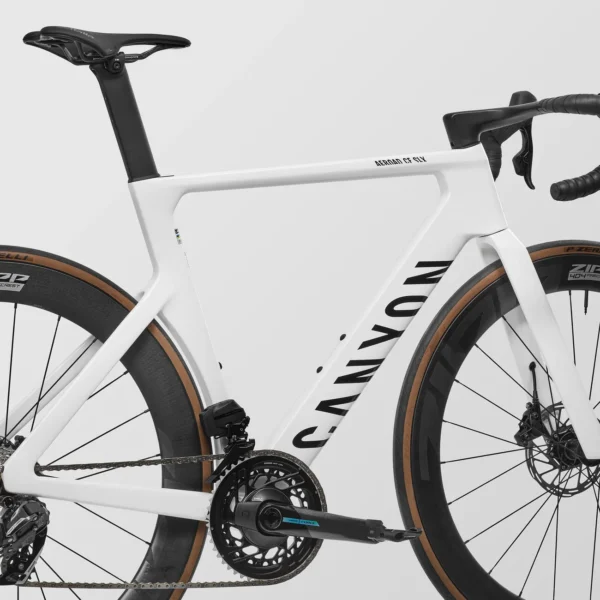 3966_TOP-1_aeroad-cf-slx-8-axs_R107_P01_frame 3966_TOP-1_aeroad-cf-slx-8-axs_R107_P01_frame
